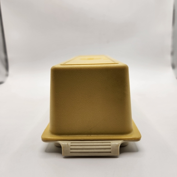 Vintage Tupperware Harvest Gold Butter Dish Lid & Base 636-12 Made in USA - Picture 2 of 7